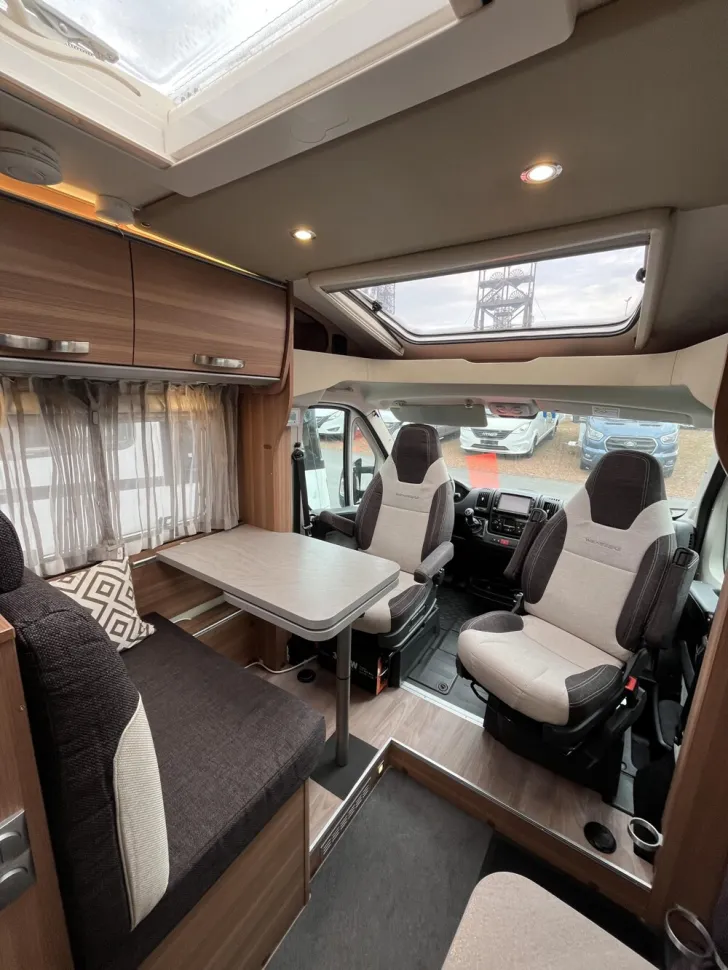 Fahrzeugbild Weinsberg CaraCompact EDITION PEPPER 600 MEG #6