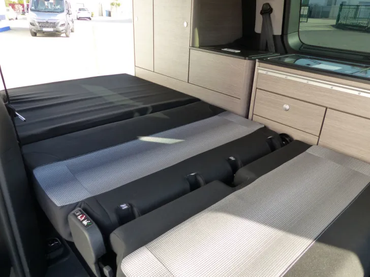 Fahrzeugbild Pössl CAMPSTER, Heizung, Navi, Xenon, uvm. #21