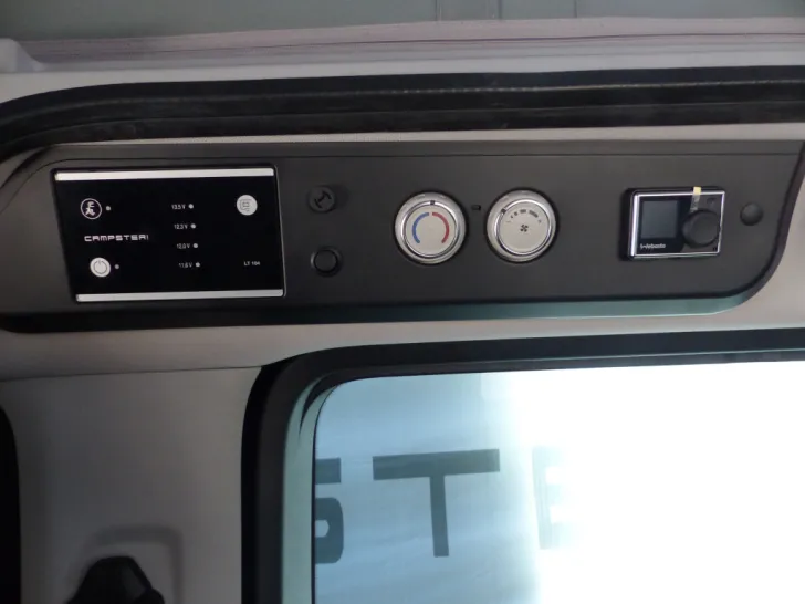 Fahrzeugbild Pössl CAMPSTER, Heizung, Navi, Xenon, uvm. #25