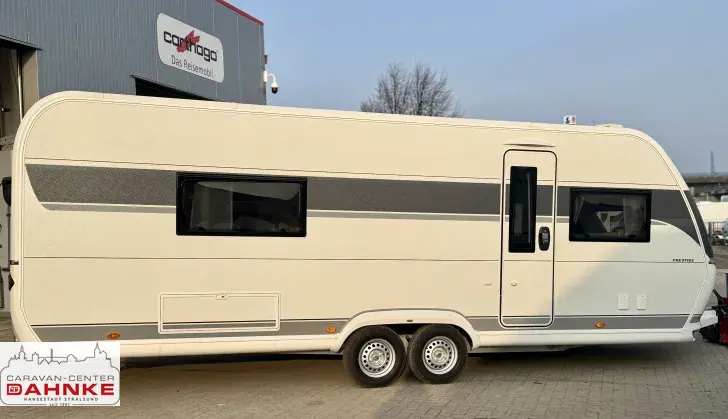 Fahrzeugbild Hobby Prestige 660 WFC Backofen und Autarkpaket #17