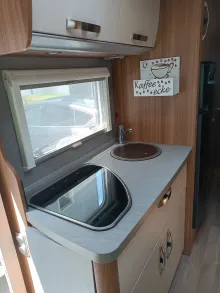 Fahrzeugbild Weinsberg CaraHome 700 DG gut gepflegt #6