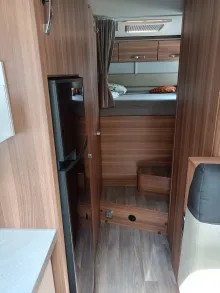 Fahrzeugbild Weinsberg CaraHome 700 DG gut gepflegt #8