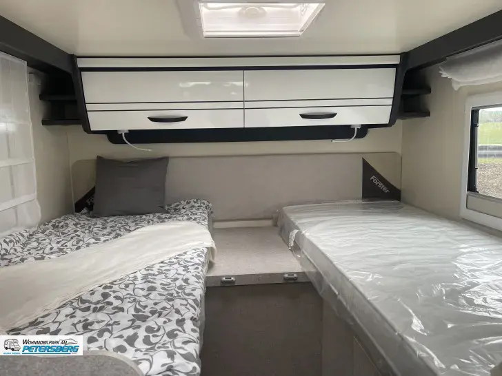 Fahrzeugbild Forster T 699 EB Comfort-Line- & Winter-Paket #14