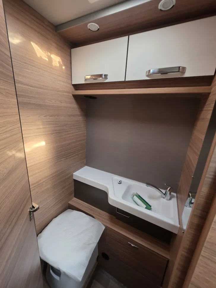 Fahrzeugbild Weinsberg CaraSuite 650 MG Edition like SPICY #13