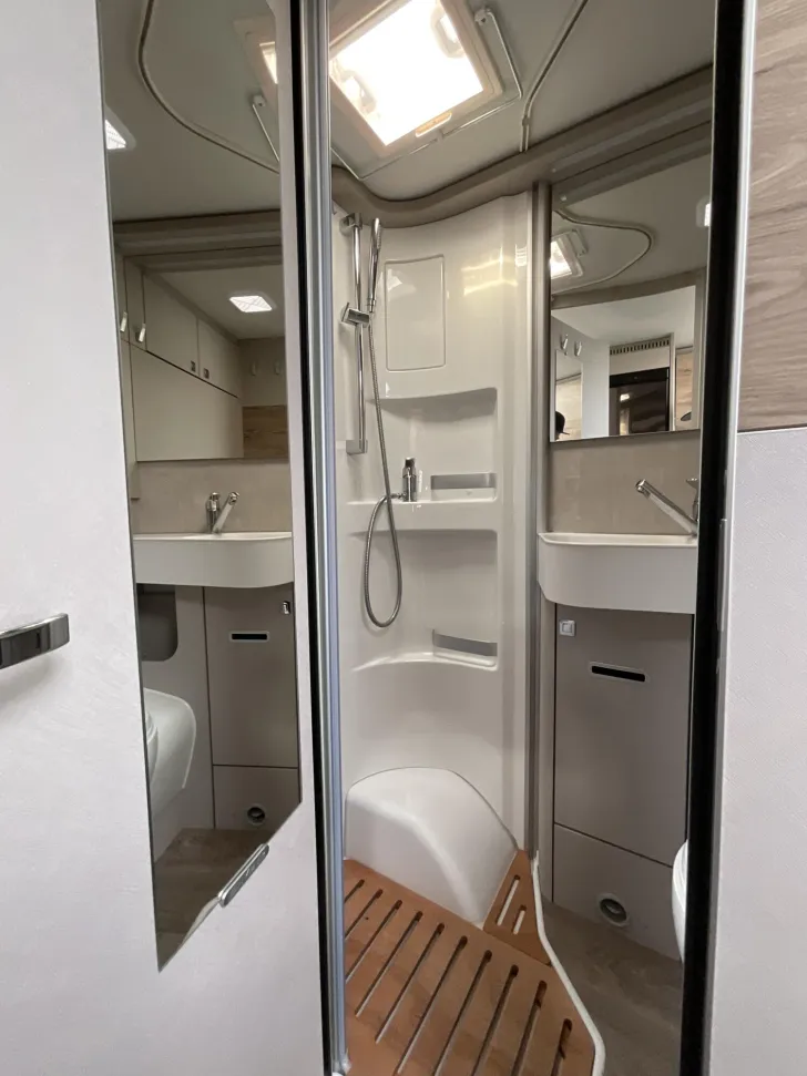 Fahrzeugbild Hymer Exsis-t Pure 580 28.000 Vorteil! #7