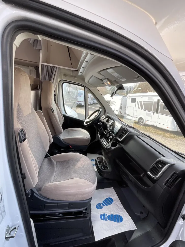 Fahrzeugbild Carado pro A 464 #5