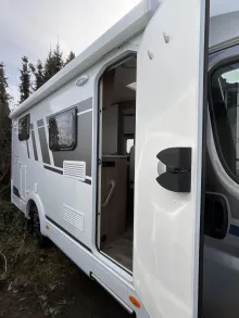 Fahrzeugbild Carado V 337 Markise, LED-Scheinwerfer, Fahrrradträger #4