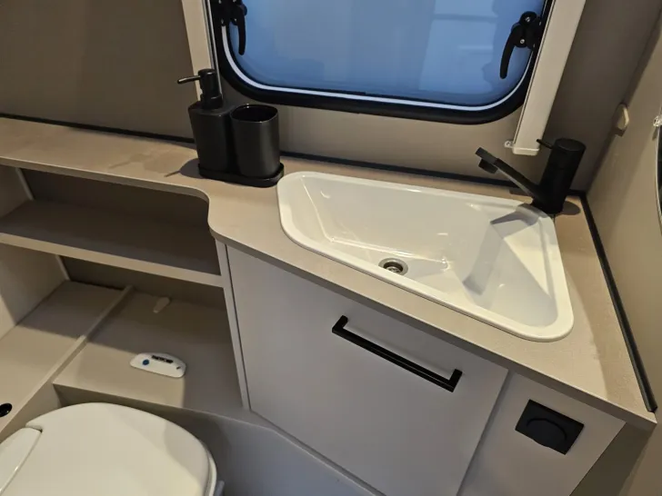 Fahrzeugbild LMC Sassino 430 D sofort Verfügbar #9