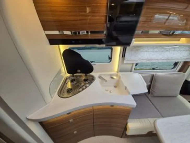 Fahrzeugbild Eura Mobil Integra 760 QF 180 PS Automatik, Hubstützen #16