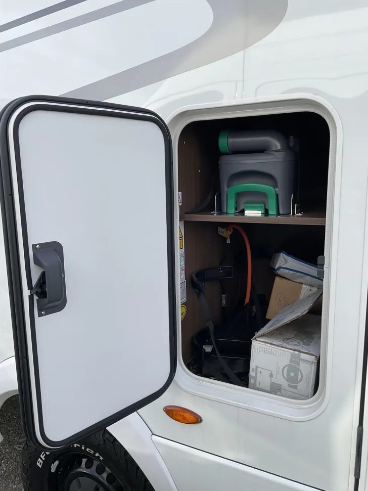 Fahrzeugbild Hymer ML-T 580 4x4, Solar, Sat, TV, Premium, Autark #10