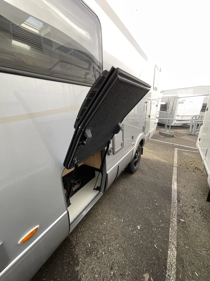 Fahrzeugbild Hymer B-Klasse MC I 580 YOUNG CAMPER #7
