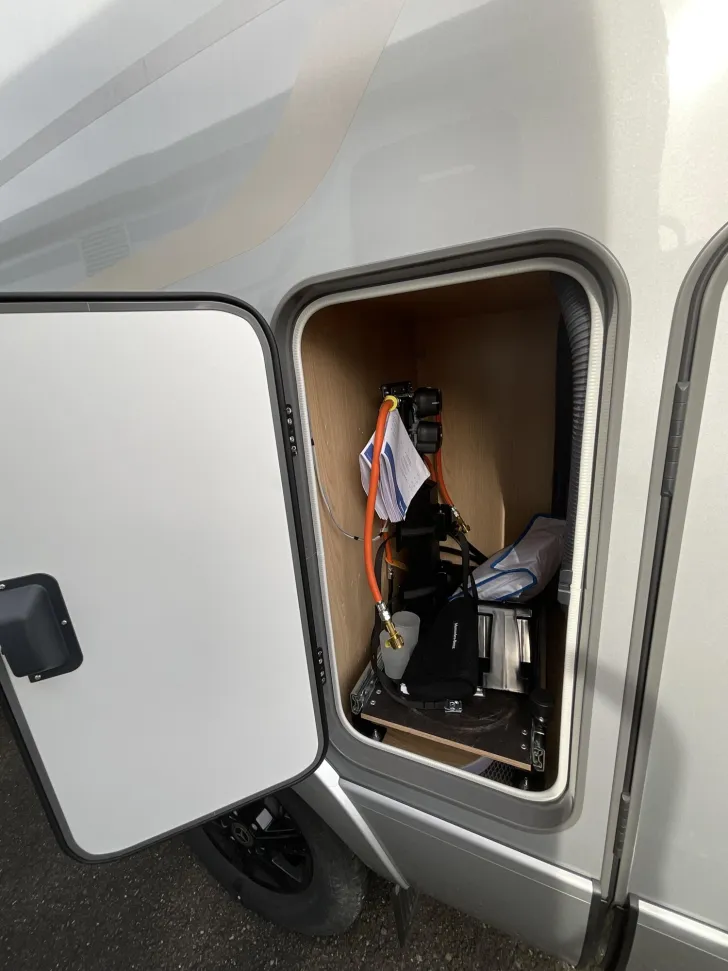 Fahrzeugbild Hymer B-Klasse MC I 580 YOUNG CAMPER #8