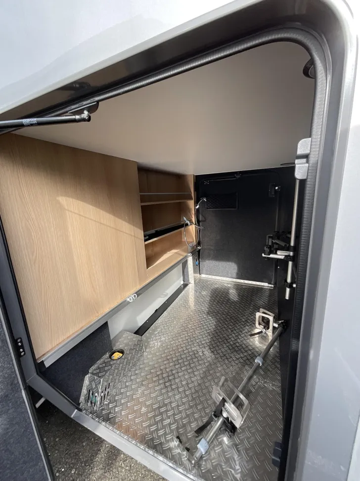 Fahrzeugbild Hymer B-Klasse MC I 580 YOUNG CAMPER #11