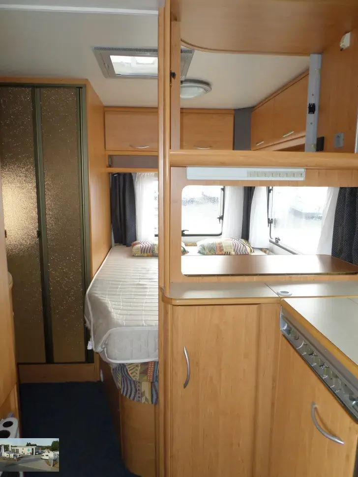 Fahrzeugbild Knaus Blue Line 450 TF Nr. 32 - franz. Bett, RSG #15