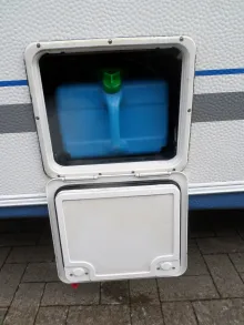 Fahrzeugbild Knaus Blue Line 450 TF Nr. 32 - franz. Bett, RSG #32