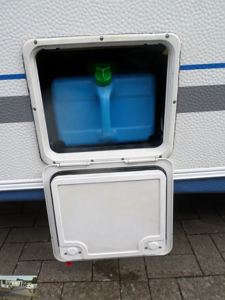 Fahrzeugbild Knaus Blue Line 450 TF Nr. 32 - franz. Bett, RSG #32