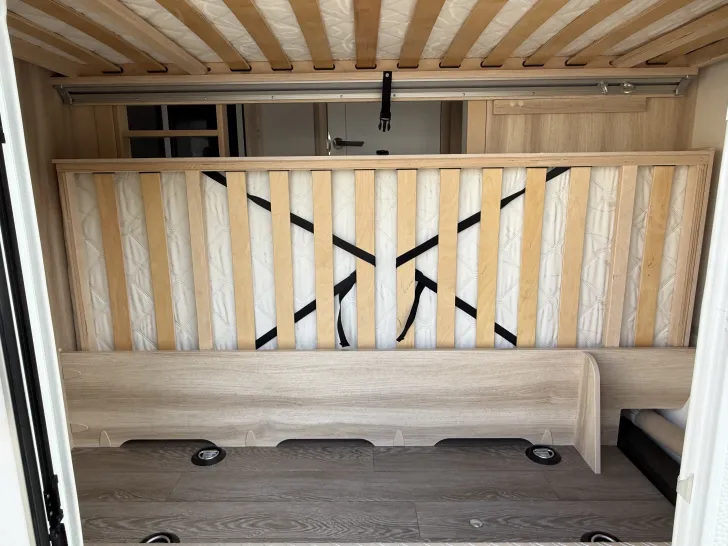 Fahrzeugbild Hobby De Luxe 545 KMF Mod. 2026 ausgestellt Garage, #29