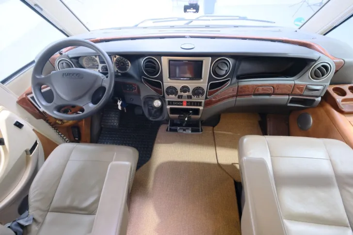 Fahrzeugbild Carthago Chic I 62 HighLine/Automatik/Queensbett+Hubbett #8