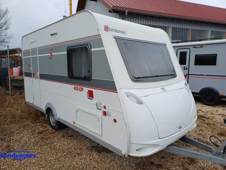 Fahrzeugbild Sterckeman Starlett 420 CP #1
