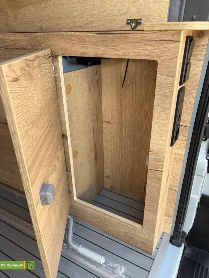 Fahrzeugbild Clever Runner 636 Active - Hubbett - Markise - Solar #13