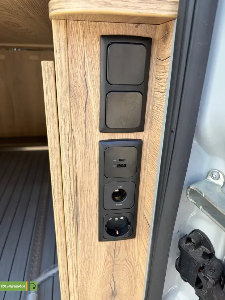 Fahrzeugbild Clever Runner 636 Active - Hubbett - Markise - Solar #17