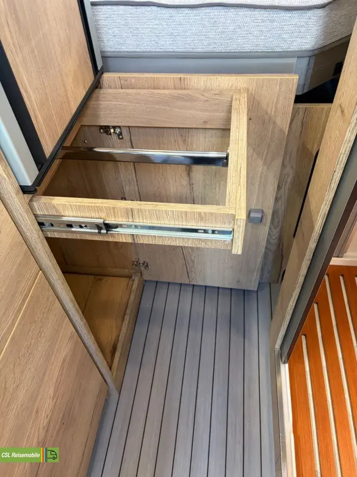 Fahrzeugbild Clever Runner 636 Active - Hubbett - Markise - Solar #33