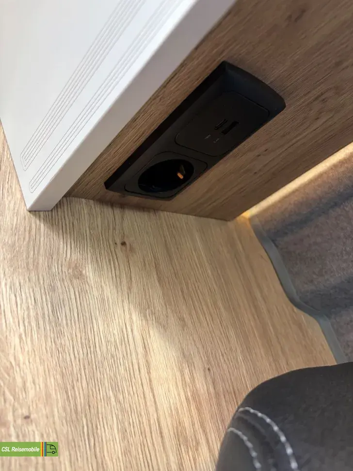 Fahrzeugbild Clever Runner 636 Active - Hubbett - Markise - Solar #47