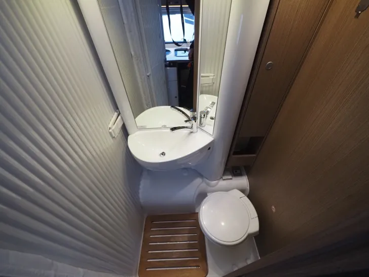 Fahrzeugbild Carado T 132, Solar, Lithium, SAT TV, Wechselr., uvm. ! #18