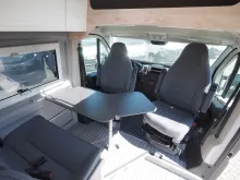 Fahrzeugbild Clever Celebration, Truma D/E, Schwenkbad, Tageszul. #7