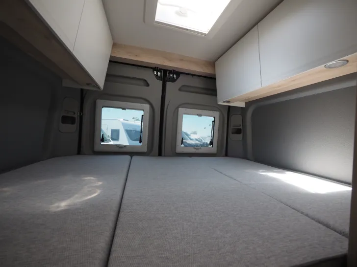 Fahrzeugbild Clever Celebration, Truma D/E, Schwenkbad, Tageszul. #13