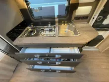 Fahrzeugbild Hobby De Luxe 540 KMFe IC-Line MJ2026 #12
