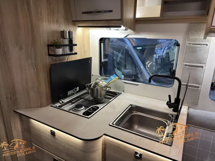 Fahrzeugbild Eura Mobil Profila RS 720 QF Tageszulassung #17