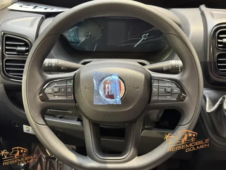 Fahrzeugbild Eura Mobil Profila RS 720 QF Tageszulassung #28