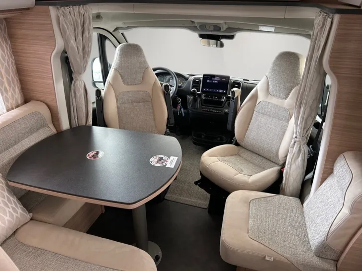 Fahrzeugbild Malibu T 430 KB LE lightweight #11