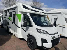 Fahrzeugbild Forster T 699 EB 140 PS * Automatik * 3,5 t #1