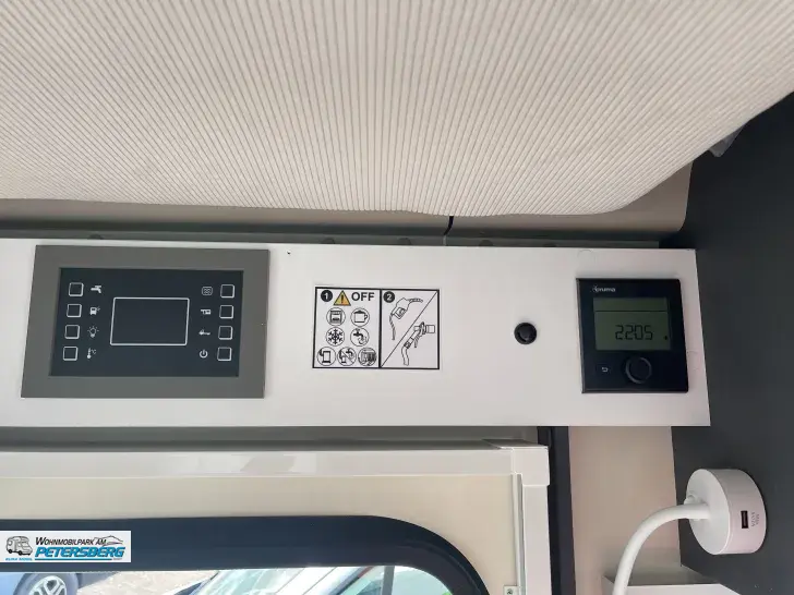 Fahrzeugbild Forster T 699 EB 140 PS * Automatik * 3,5 t #13