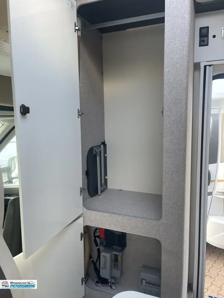 Fahrzeugbild Forster A 699 DVB 3,5 t * 165 PS * Winterpaket #17