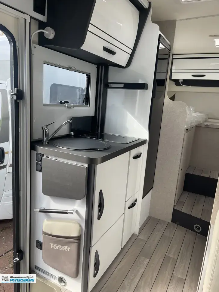 Fahrzeugbild Forster T 699 EB inkl. Winterpaket #9