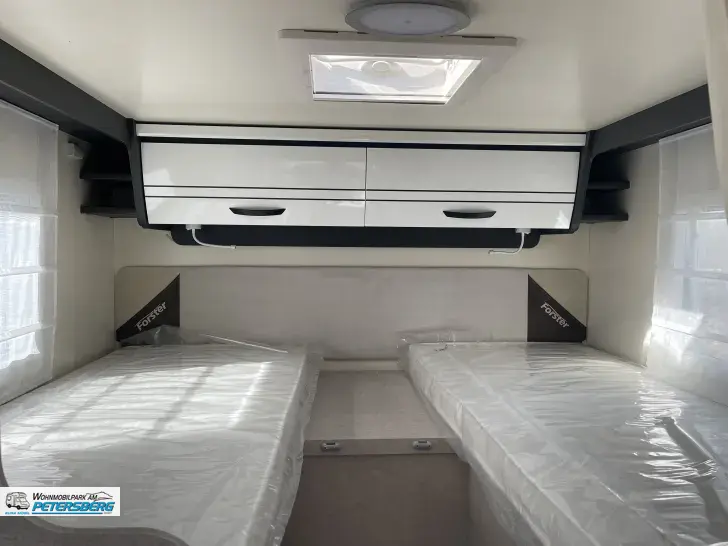 Fahrzeugbild Forster T 699 EB inkl. Winterpaket #11