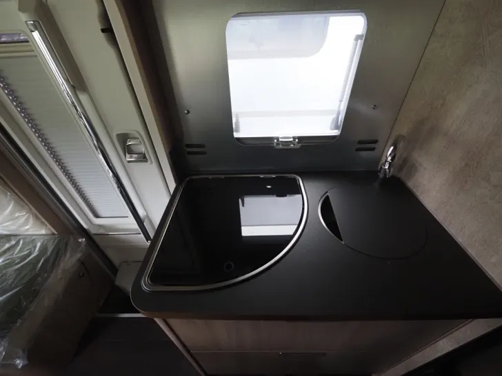 Fahrzeugbild Laika ECOVIP H 3109,180 PS Automatik, Markise #10