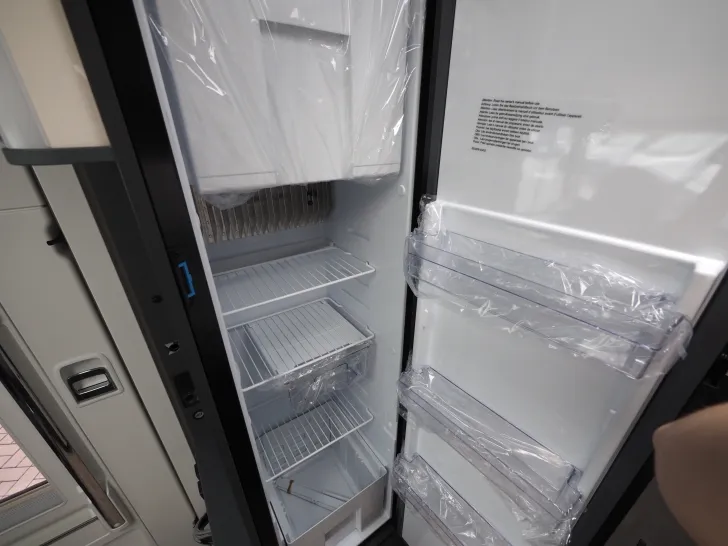 Fahrzeugbild Laika KOSMO H 1409, 180 PS Auto., Multimedia/Kam. #14