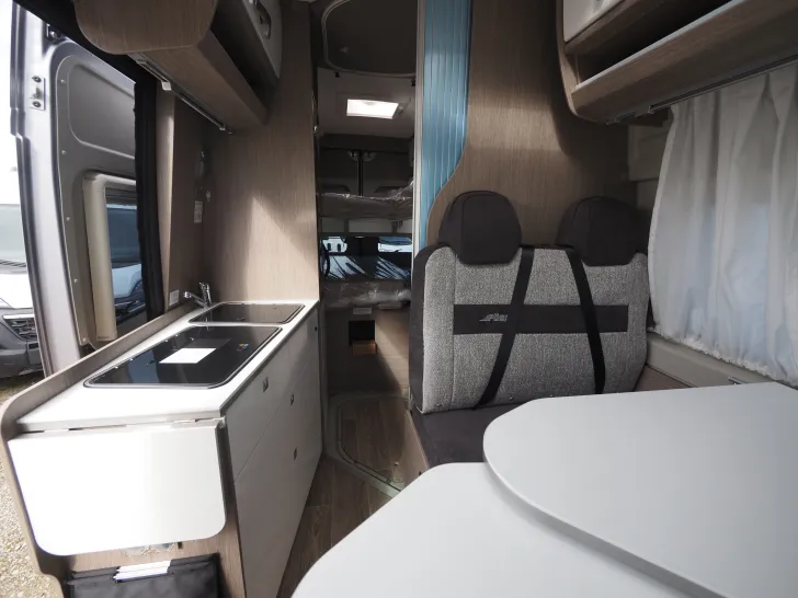 Fahrzeugbild Pössl Roadcruiser Revolution, El. Hubbett, Safetypack #6