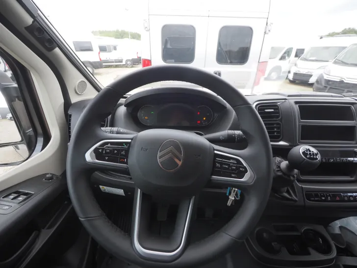 Fahrzeugbild Pössl Roadcruiser Revolution, El. Hubbett, Safetypack #16