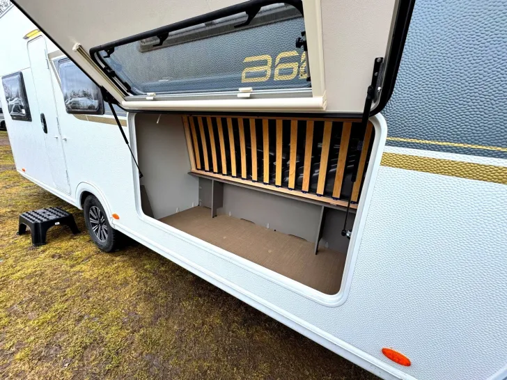 Fahrzeugbild Bürstner B66 510 TK Plus STOCKBETTEN|7 PERSONEN|DUSCHE #5