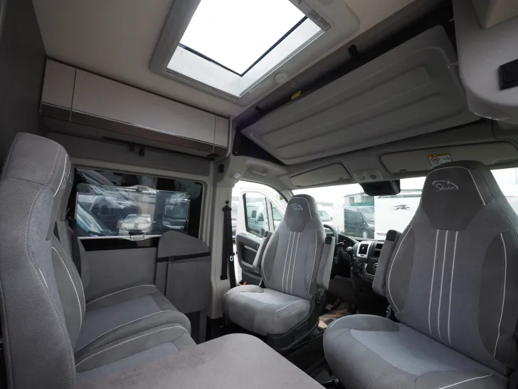 Fahrzeugbild Pössl Summit Shine 540, Isofix, 4. Sitzplatz, Softlock #6