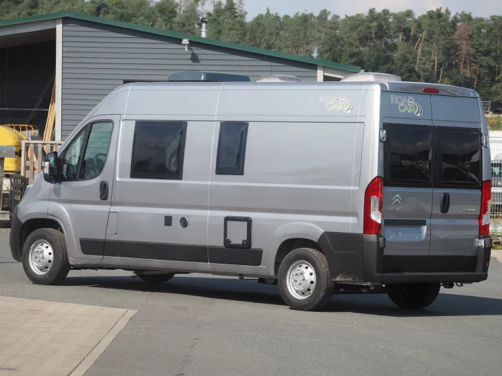 Fahrzeugbild Roadcar R 601, Doppel-Stockbett im Heck, Tageszul. #4