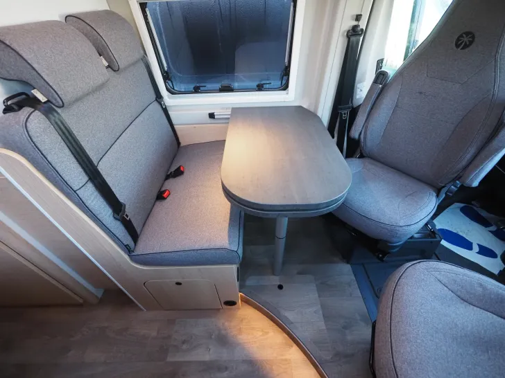 Fahrzeugbild Sunlight CLIFF 600 Modell 26, 3. Bett, Sonderpreis ! #9