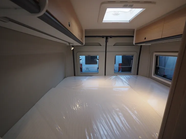 Fahrzeugbild Sunlight CLIFF 600 Modell 26, 3. Bett, Sonderpreis ! #14