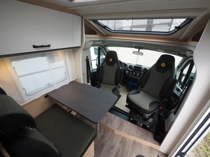 Fahrzeugbild Sunlight V 66 Adventure Edition, Automatik, Modell 2026 #7