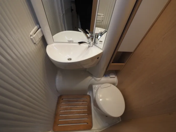 Fahrzeugbild Sunlight V 66 Adventure Edition, Automatik, Modell 2026 #15